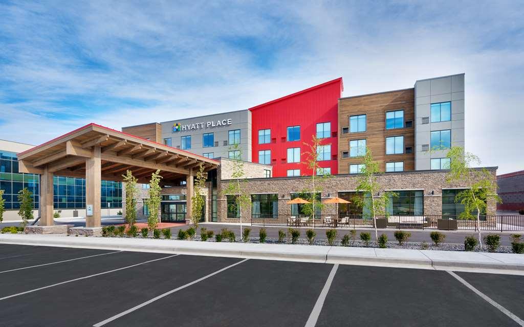 Hyatt Place Anchorage-Midtown Exterior photo